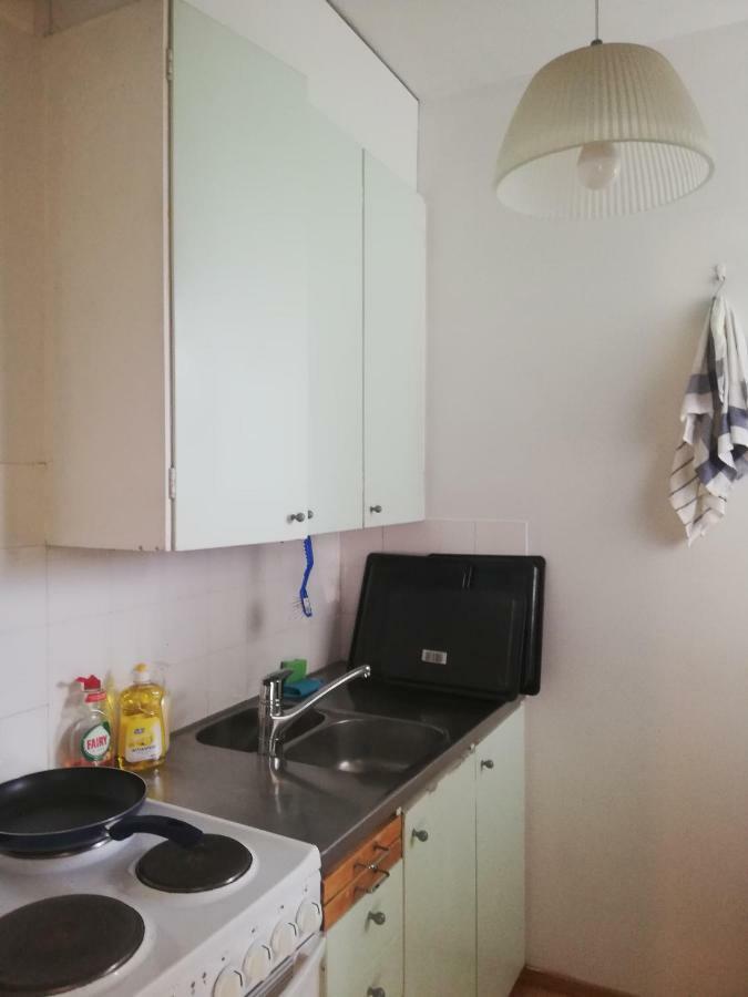 Fantastic Apartment In Hip Area Of Kallio Helsínquia Exterior foto